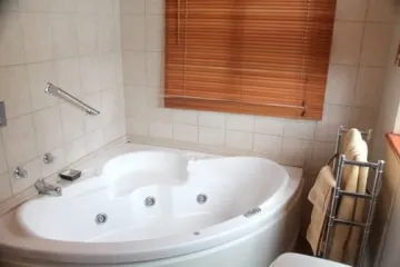 jacuzzi tub